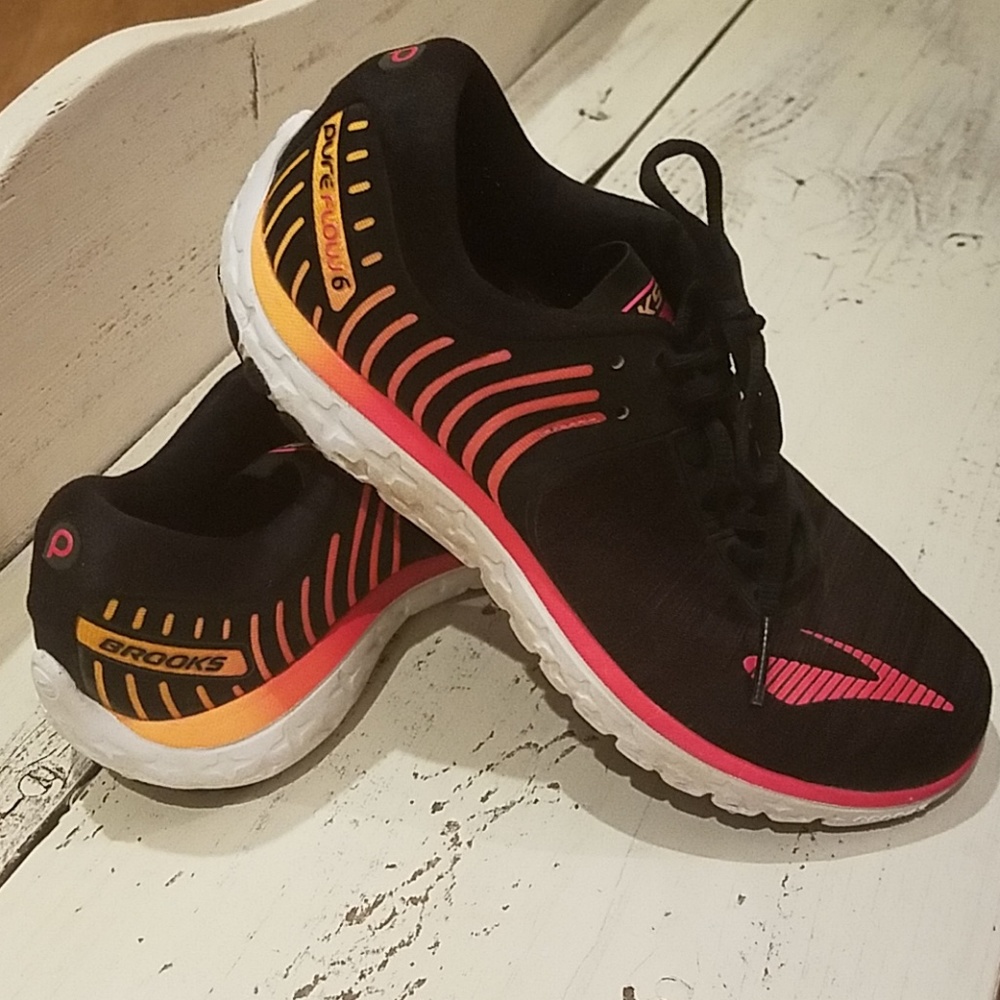 Brooks Pure Flow 6 Womens running shoe